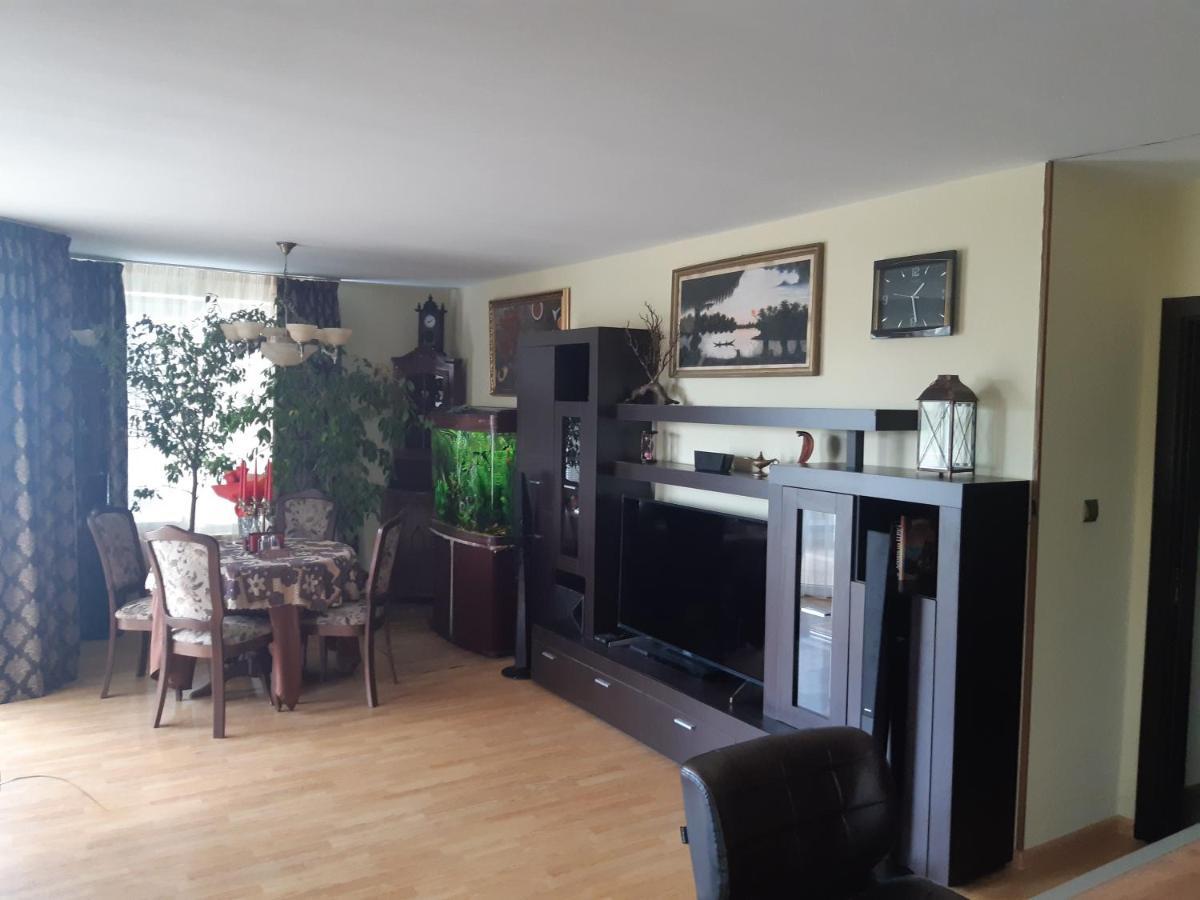 Nish 7 Apartman Veliko Tarnovo Kültér fotó