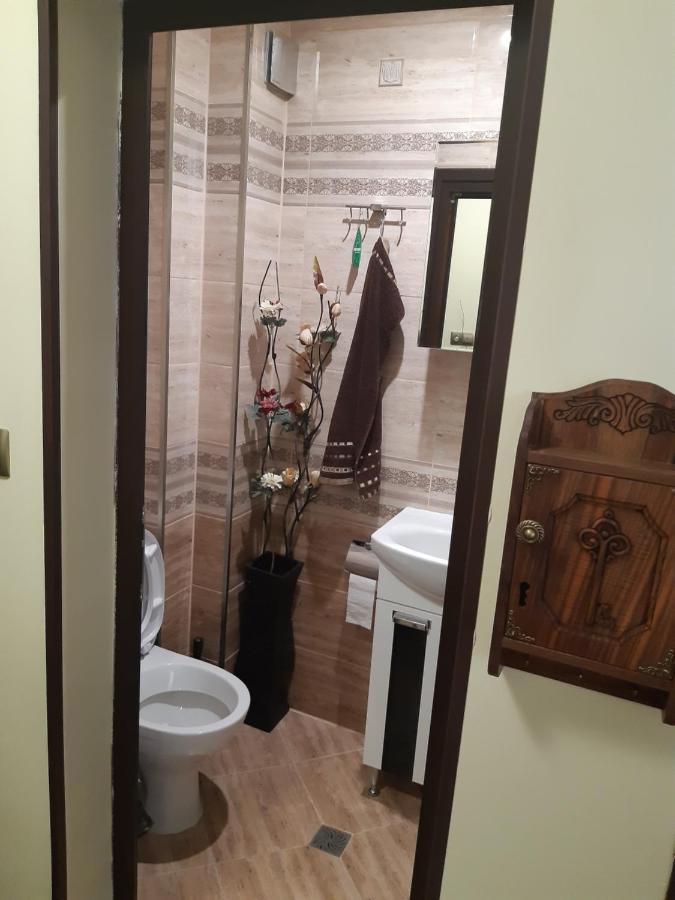 Nish 7 Apartman Veliko Tarnovo Kültér fotó